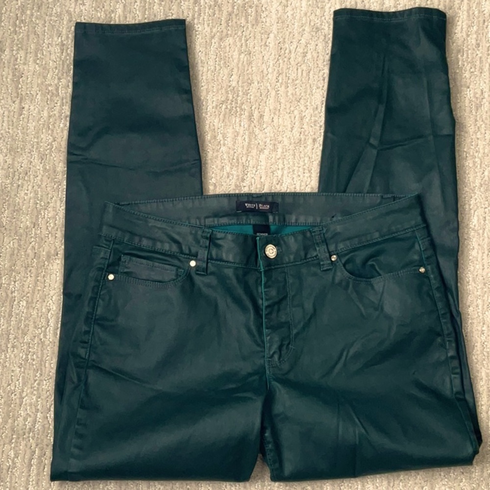 White House Black Market Spruce Green Coated Skimmer Jeans Size 4 Rocker Chic